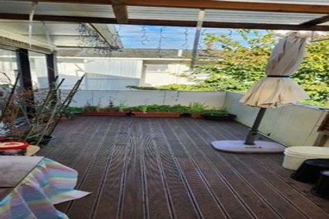 Photo of property in 29 Stott Avenue, Birkdale, Auckland, 0626