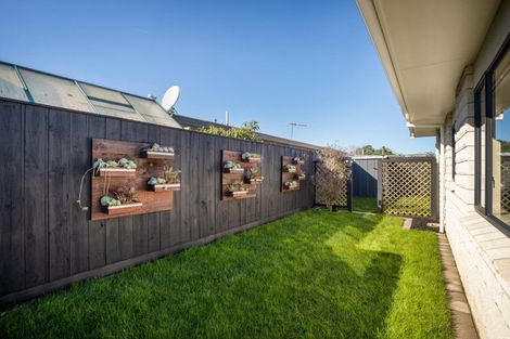 Photo of property in 273/1 Mangorei Road, Merrilands, New Plymouth, 4312