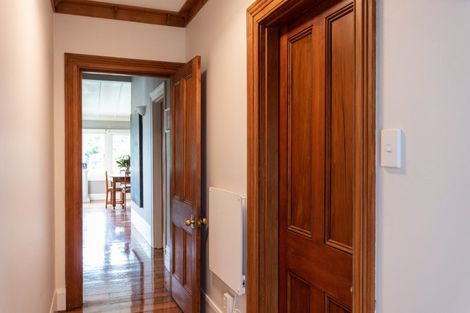 Photo of property in 7a Bay View Road, Bluff Hill, Napier, 4110