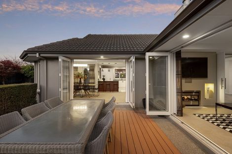 Photo of property in 10 Ruby Avenue, Northwood, Christchurch, 8051