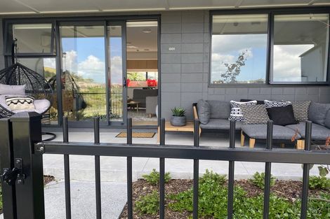 Photo of property in G05/3 Percy Winstone Lane, Stonefields, Auckland, 1072