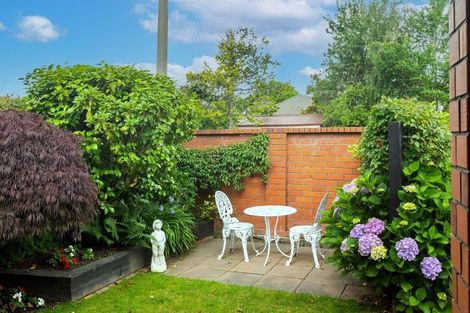 Photo of property in 9 Clyde Road, Upper Riccarton, Christchurch, 8041