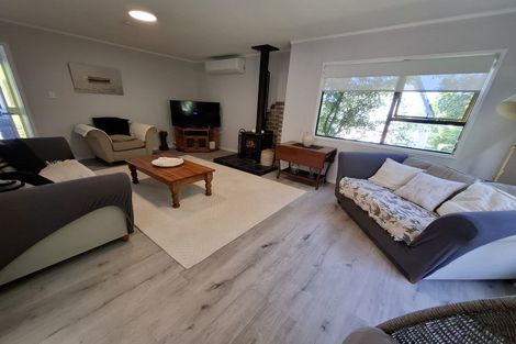 Photo of property in 1/64 Carlisle Road, Browns Bay, Auckland, 0630