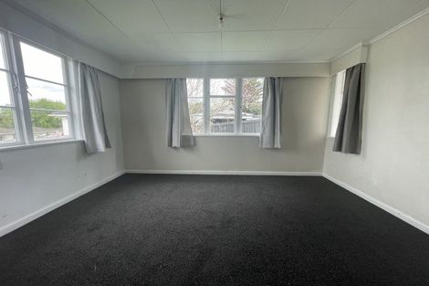 Photo of property in 10 Igloo Place, Red Hill, Papakura, 2110