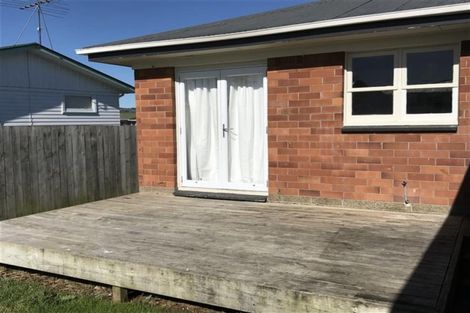 Photo of property in 2 Belgrave Place, Papakura, 2110