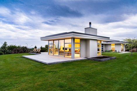 Photo of property in 28 Kayforce Road, Ocean View, Dunedin, 9035