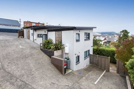 Photo of property in 71 Carroll Street, Dunedin Central, Dunedin, 9016