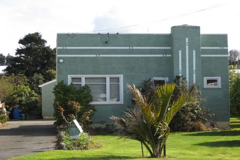 Photo of property in 2 Nikau Street, Tawhero, Whanganui, 4501