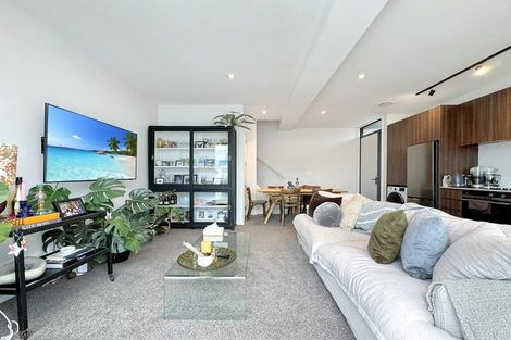 Photo of property in 5/149 Onepu Road, Lyall Bay, Wellington, 6022