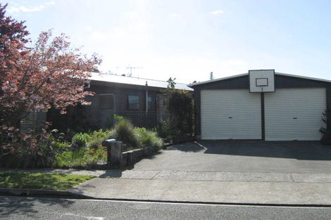 Photo of property in 12 Moreland Place, Mapua, 7005