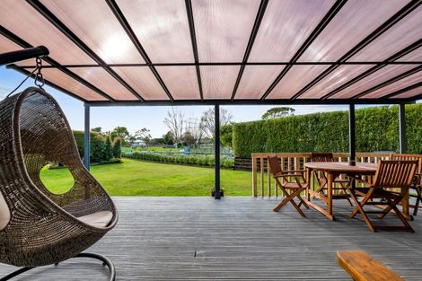 Photo of property in 8 Brassey Street, Waverley, 4510