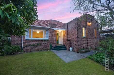 Photo of property in 16 Karaka Street, Helensville, 0800