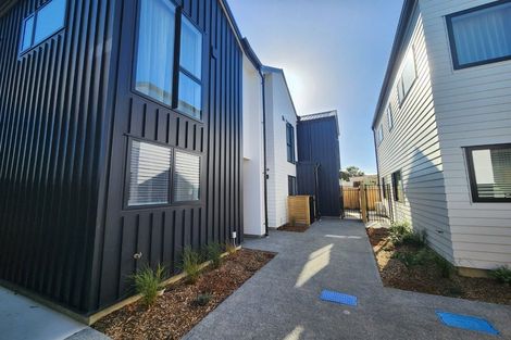 Photo of property in 5 Bathurst Street, Silverstream, Upper Hutt, 5019