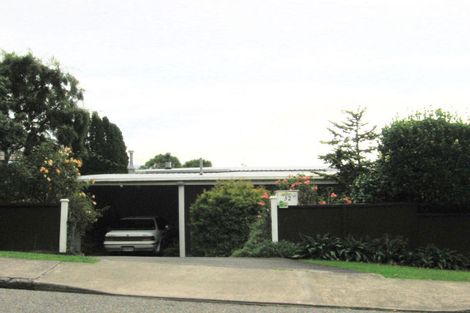 Photo of property in 32 Kotare Street, Waikanae, 5036