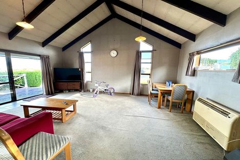 Photo of property in 22 Mcneil Street, Balclutha, 9230