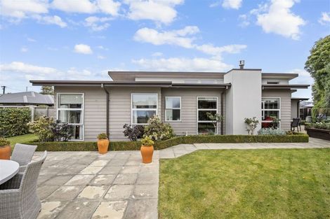 Photo of property in 6 Federer Lane, Bishopdale, Christchurch, 8053