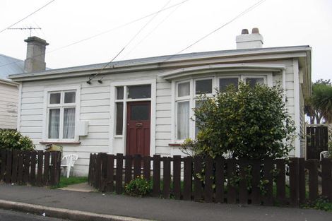 Photo of property in 11 Bathgate Street, South Dunedin, Dunedin, 9012