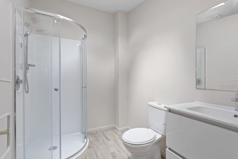 Photo of property in 2/3 Grove Road, Addington, Christchurch, 8024