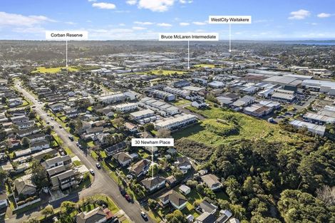 Photo of property in 30 Newham Place, Henderson, Auckland, 0612