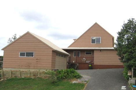 Photo of property in 5 Rosecamp Road, Beach Haven, Auckland, 0626