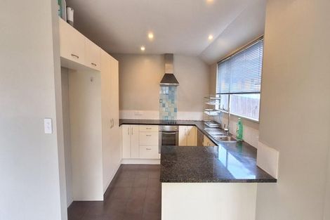 Photo of property in 3a Pittville Place, Henderson, Auckland, 0612