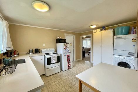 Photo of property in 5 Kauri Street, Eastbourne, Lower Hutt, 5013