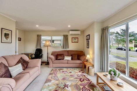 Photo of property in 4g Cedar Drive, Paraparaumu Beach, Paraparaumu, 5032