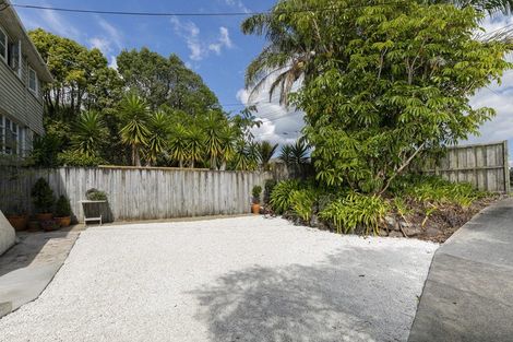 Photo of property in 110a Lake Road, Belmont, Auckland, 0622