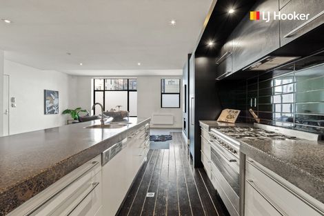 Photo of property in 2/49 Bond Street, Dunedin Central, Dunedin, 9016