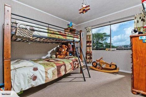 Photo of property in 90 Stapleford Crescent, Browns Bay, Auckland, 0630