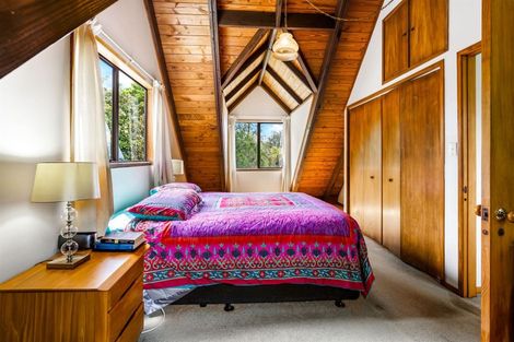 Photo of property in 21 Reynolds Place, Torbay, Auckland, 0630