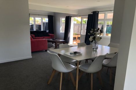 Photo of property in 17 Bluegum Road, Paraparaumu Beach, Paraparaumu, 5032