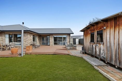 Photo of property in 16 Henderson Drive, Alexandra, 9320