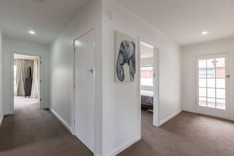 Photo of property in 308 Main North Road, Redwood, Christchurch, 8051