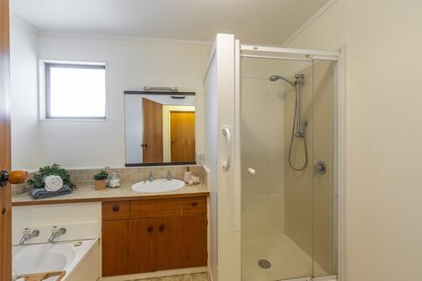 Photo of property in 16a Awatea Avenue, Paraparaumu, 5032