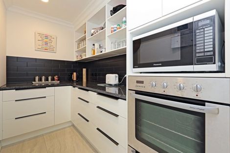 Photo of property in 46 Pinotage Drive, Greenmeadows, Napier, 4112