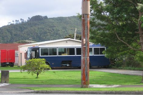 Photo of property in 1097 High Street, Taita, Lower Hutt, 5011