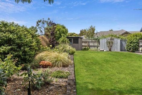 Photo of property in 27 Whiting Drive, Wakefield, 7025