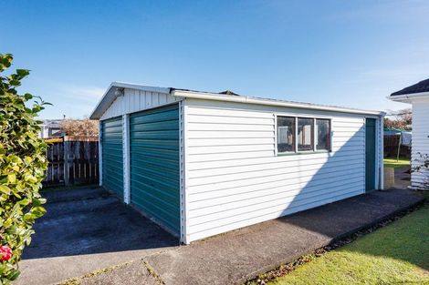 Photo of property in 2 Rochester Street, Awapuni, Palmerston North, 4412