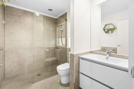 Photo of property in 24 Pelorus Avenue, Poraiti, Napier, 4112