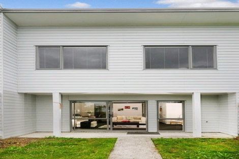 Photo of property in 25/3 Hulme Place, Henderson, Auckland, 0612