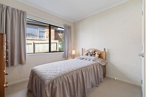 Photo of property in 54 Puriri Road, Pukekohe, 2120