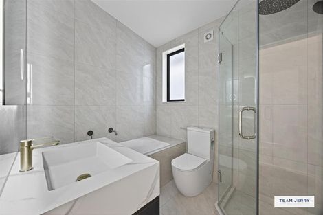 Photo of property in 25 Jandell Crescent, Bucklands Beach, Auckland, 2014