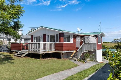 Photo of property in 42 Foster Crescent, Snells Beach, 0920