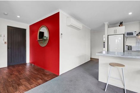 Photo of property in 33 Kotare Avenue, Rangiora, 7400