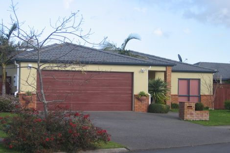Photo of property in 16 Aclare Place, East Tamaki, Auckland, 2016