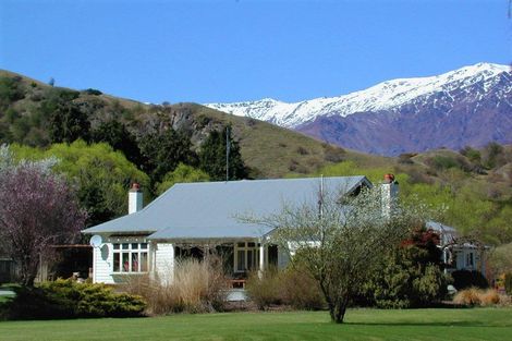Photo of property in 760 Malaghans Road, Speargrass Flat, Queenstown, 9371