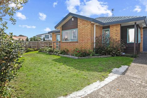 Photo of property in 678 Te Atatu Road, Te Atatu Peninsula, Auckland, 0610