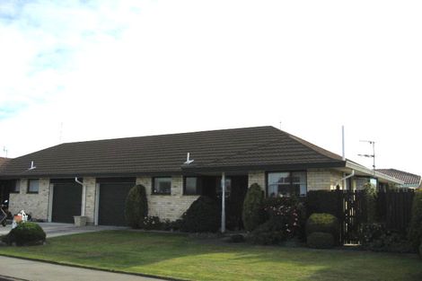 Photo of property in 1/1 Iona Place, Sockburn, Christchurch, 8042