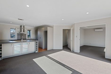 Photo of property in 75 Mcmahon Drive, Aidanfield, Christchurch, 8025